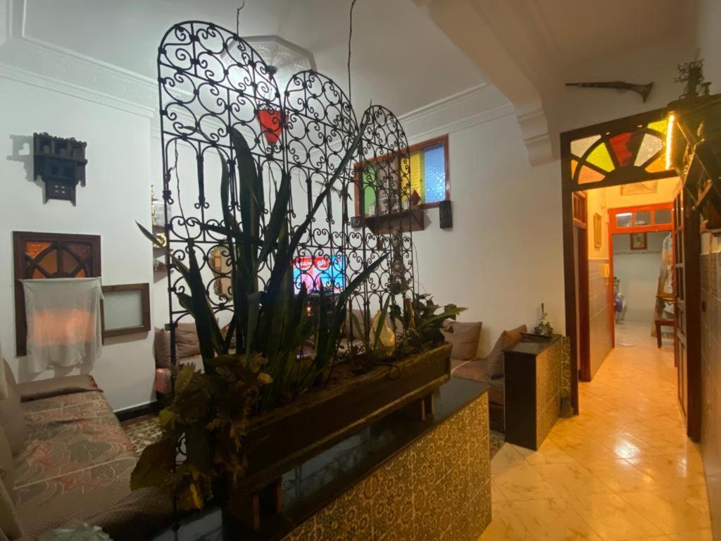 Appartement Meuble 5 Personnes En Plein Centre Ville Rabat Exterior photo